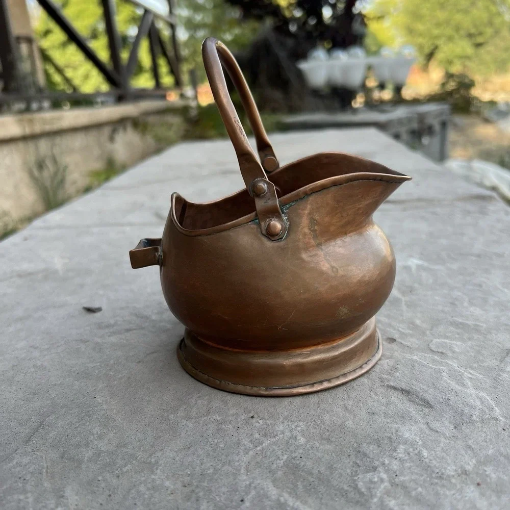 Antique Copper‎ Coal Scuttle Victorian Quality Dovetail Helmet